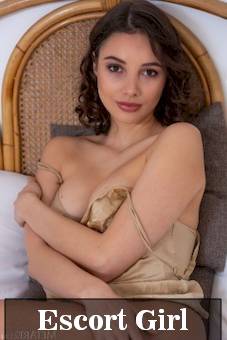 Bachelorette parties Alyviah from Hungary. Best Escort in Budapest VIII. kerület \ Budapest